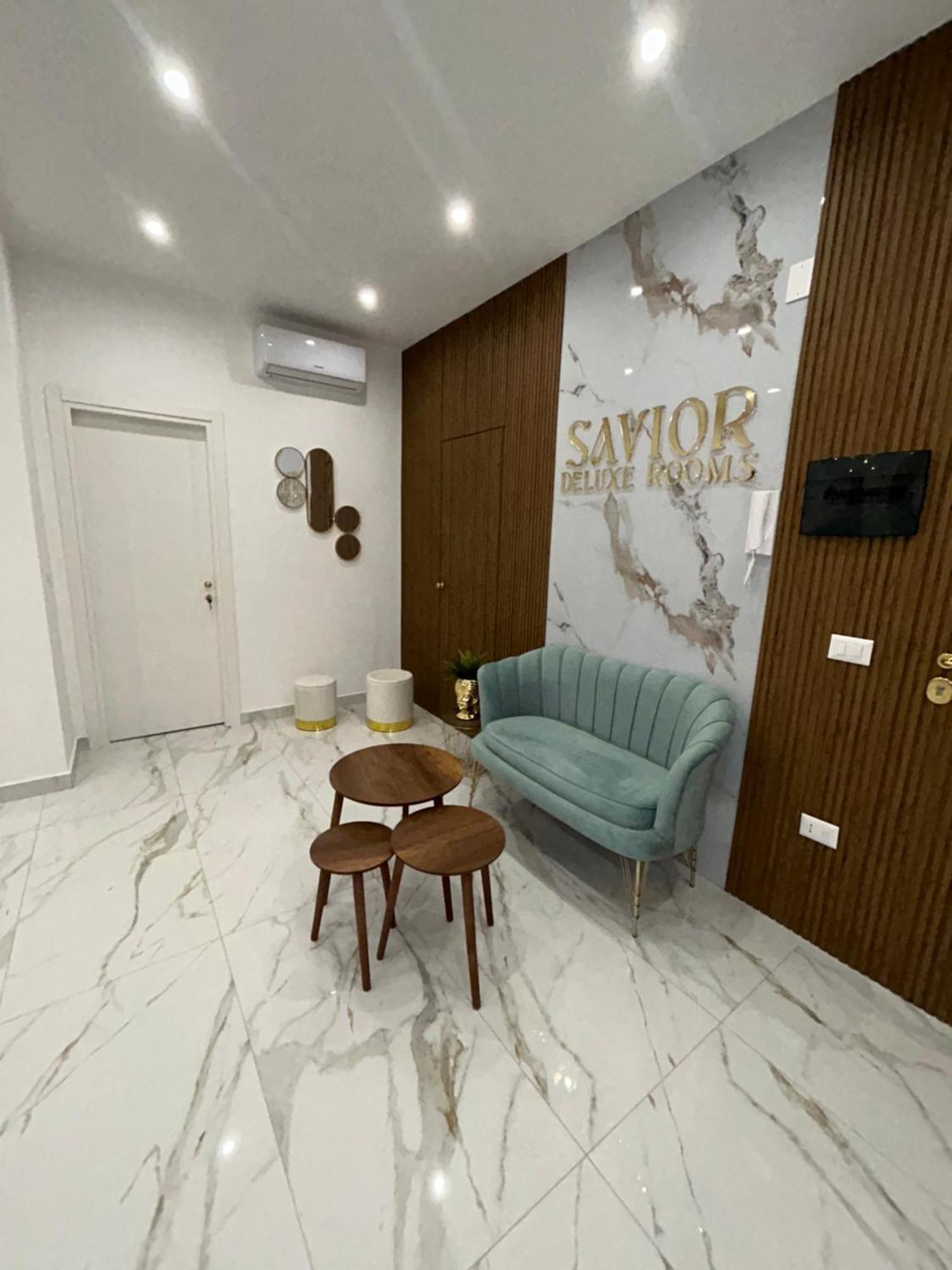 Couette-café Savior Deluxe Naples