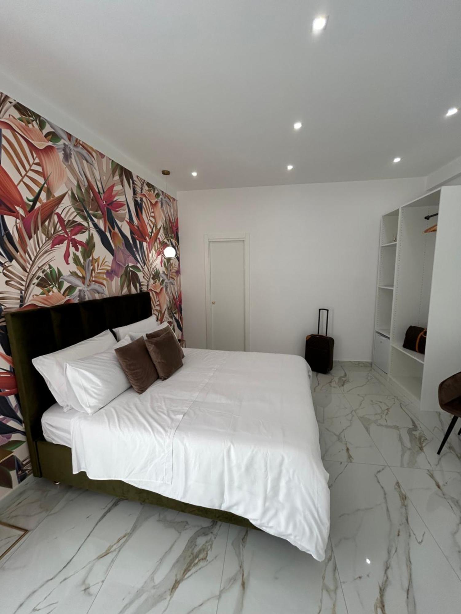 Savior Deluxe Bed & Breakfast Napoli
